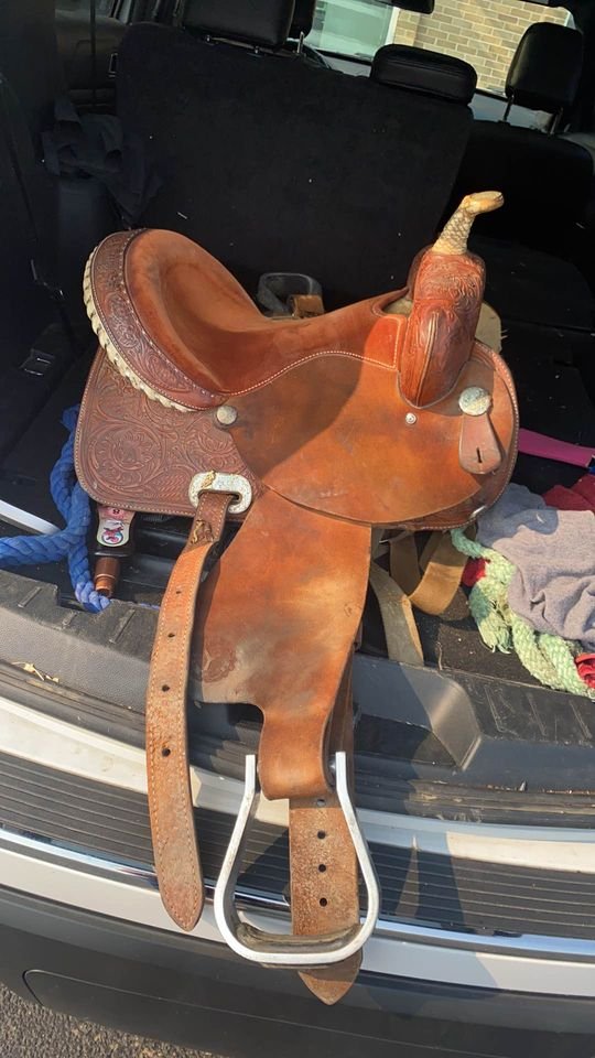 15-Proven-circle-y-barrel-saddle-for-sale-near-me